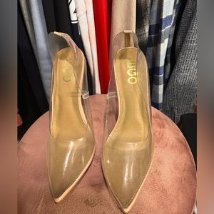Clear Pumps